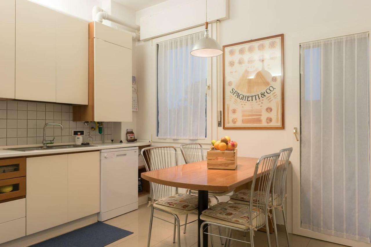 M Design Apartment Венеция Екстериор снимка