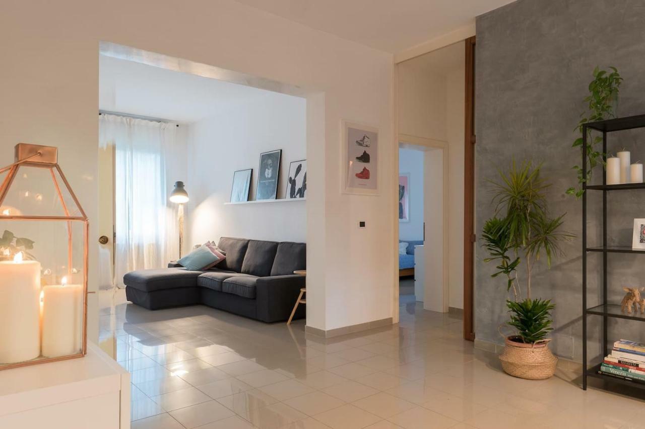 M Design Apartment Венеция Екстериор снимка
