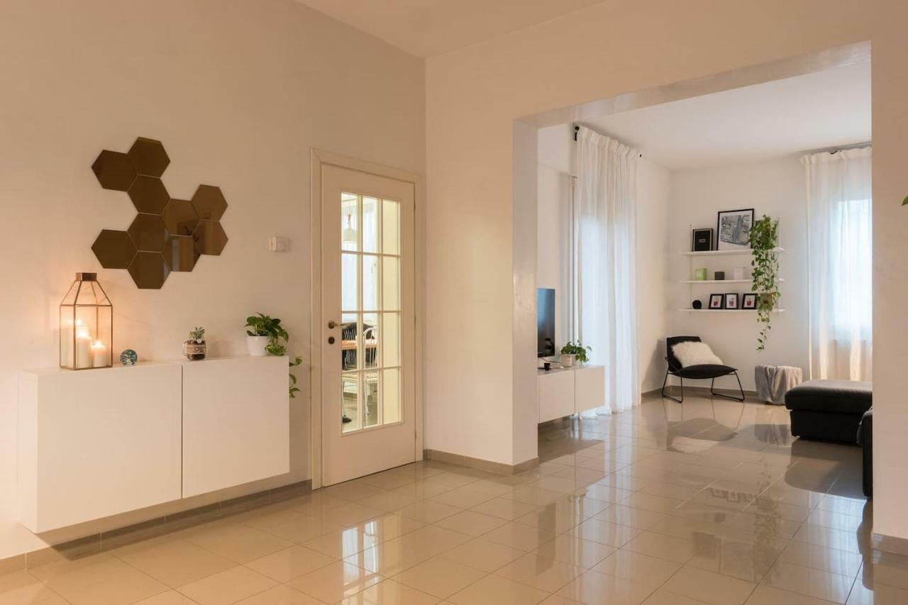 M Design Apartment Венеция Екстериор снимка