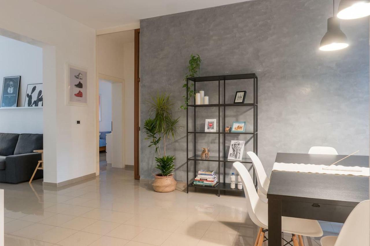 M Design Apartment Венеция Екстериор снимка