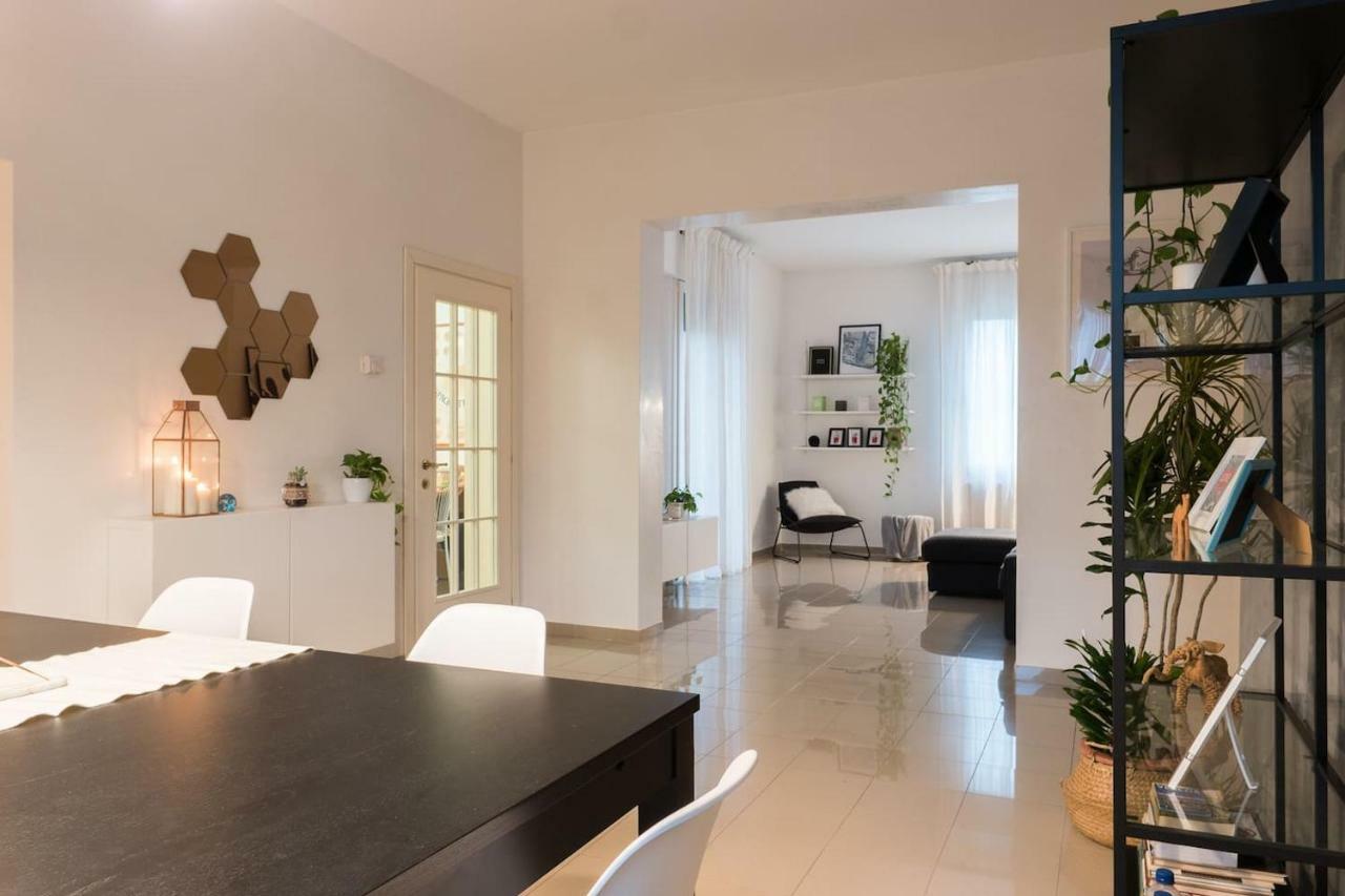 M Design Apartment Венеция Екстериор снимка